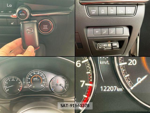 Mazda MAZDA3 2023-09 8100287-6
