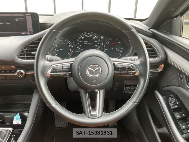 Mazda MAZDA3 2023-08 8131105-8