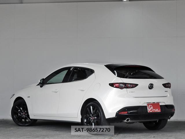 Mazda MAZDA3 2020-09 8131109-12