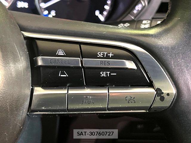 Mazda MAZDA3 2019-07 8146120-5