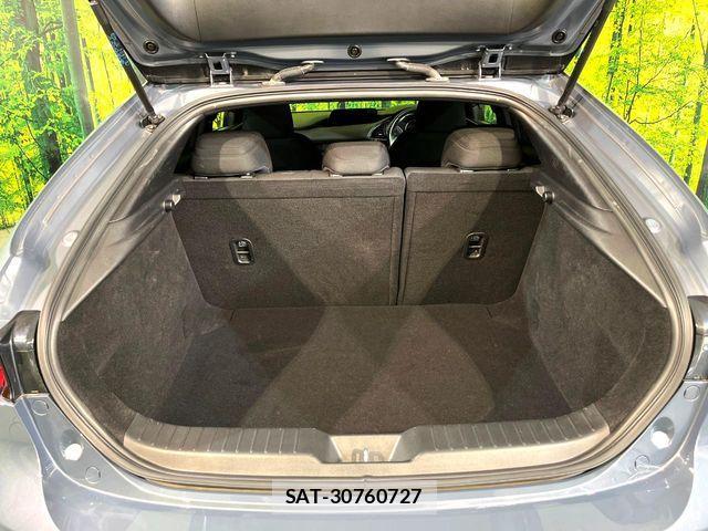 Mazda MAZDA3 2019-07 8146120-8