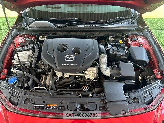Mazda MAZDA3 2019-08 8146117-11