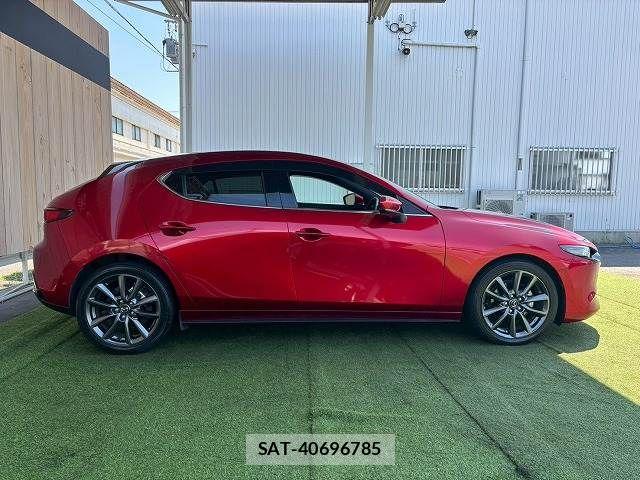 Mazda MAZDA3 2019-08 8146117-14
