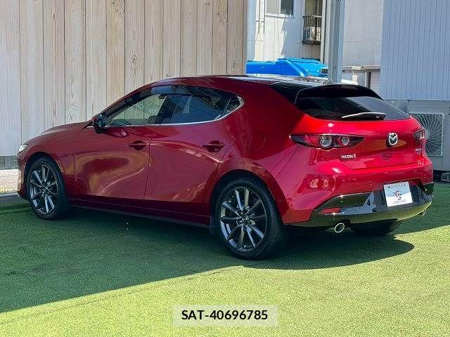 Mazda MAZDA3 2019-08 8146117-16