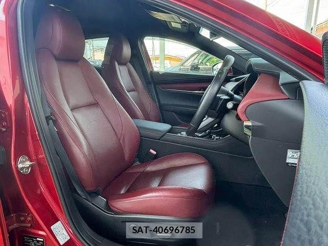 Mazda MAZDA3 2019-08 8146117-6