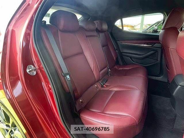 Mazda MAZDA3 2019-08 8146117-7