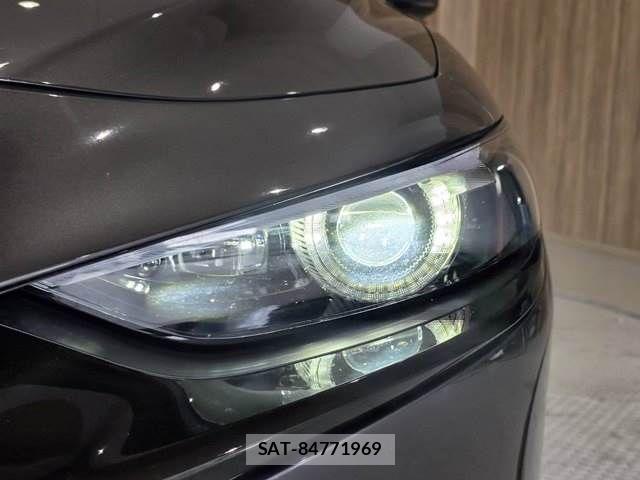Mazda MAZDA3 2022-11 8146118-12