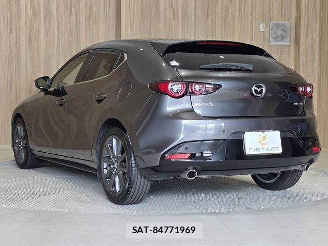 Mazda MAZDA3 2022-11 8146118-19