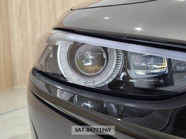 Mazda MAZDA3 2022-11 8146118-22