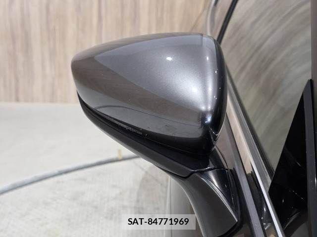 Mazda MAZDA3 2022-11 8146118-24
