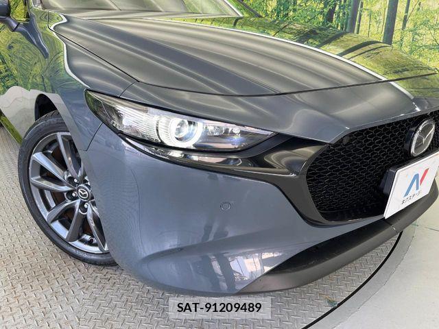 Mazda MAZDA3 2022-03 8146114-12