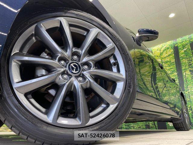 Mazda MAZDA3 2019-12 8158738-12