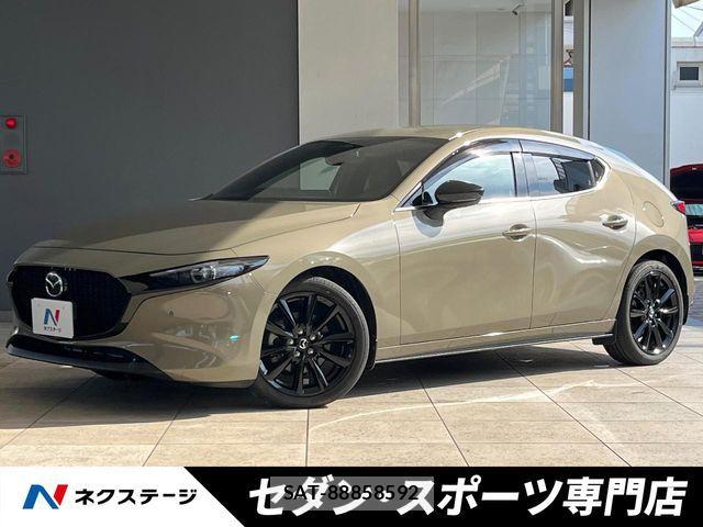 Mazda MAZDA3 2025-03 8208555-0