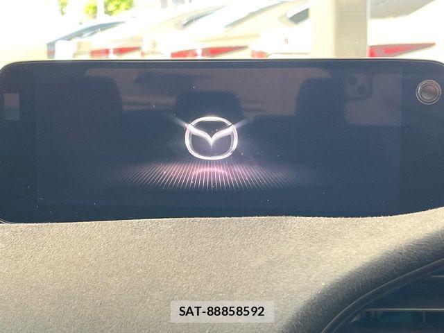 Mazda MAZDA3 2025-03 8208555-4