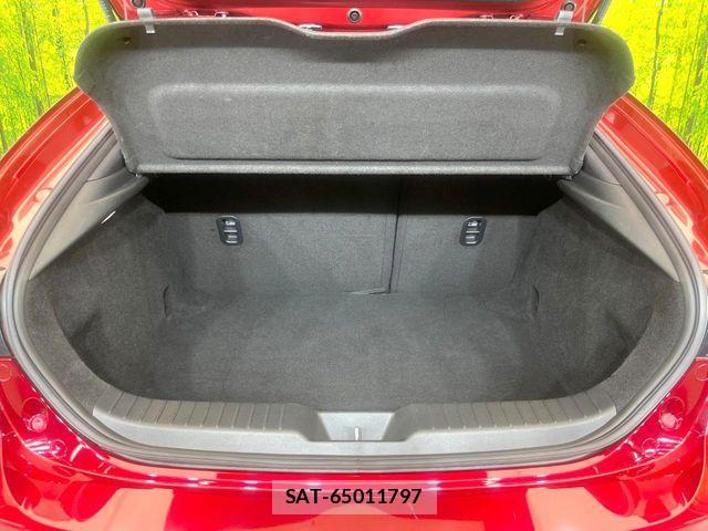 Mazda MAZDA3 2019-09 8208562-9