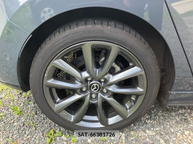 Mazda MAZDA3 2020-03 8208565-10