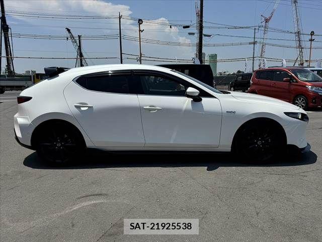 Mazda MAZDA3 2023-05 8208556-11