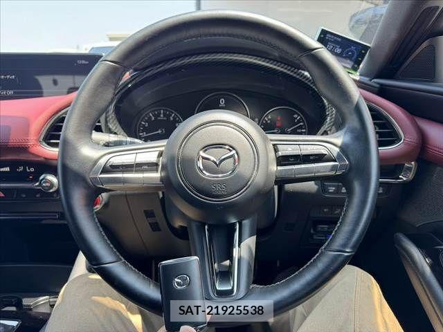 Mazda MAZDA3 2023-05 8208556-6