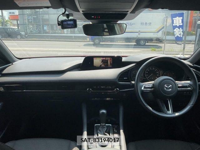 Mazda MAZDA3 2019-08 8208557-1