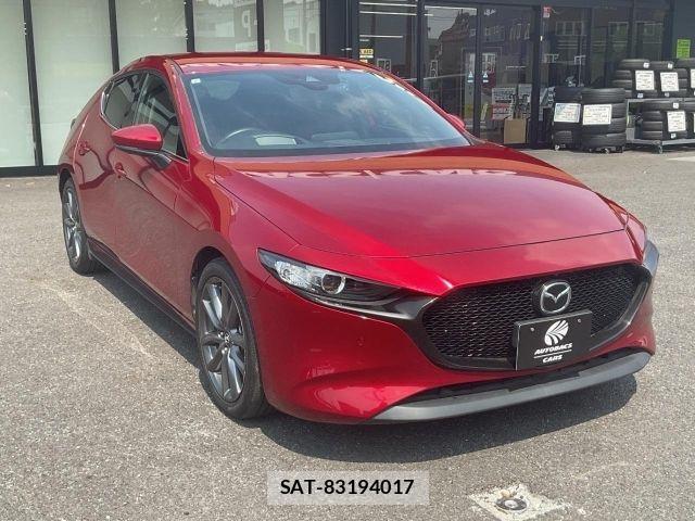 Mazda MAZDA3 2019-08 8208557-6