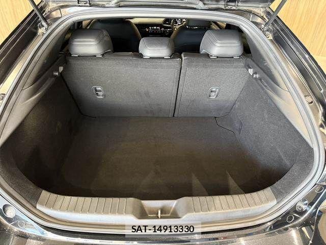 Mazda MAZDA3 2019-08 8208564-10