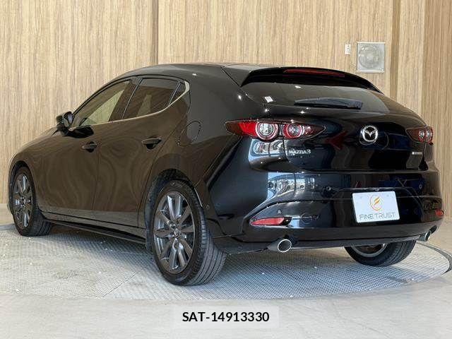 Mazda MAZDA3 2019-08 8208564-19