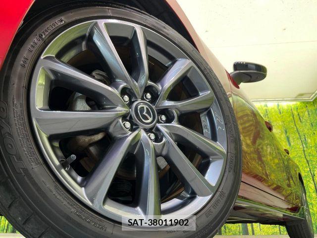 Mazda MAZDA3 2019-12 8208558-12