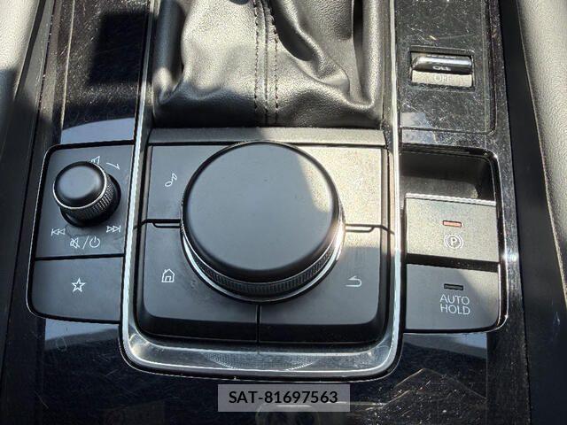 Mazda MAZDA3 2020-07 8230729-11