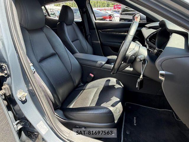 Mazda MAZDA3 2020-07 8230729-15