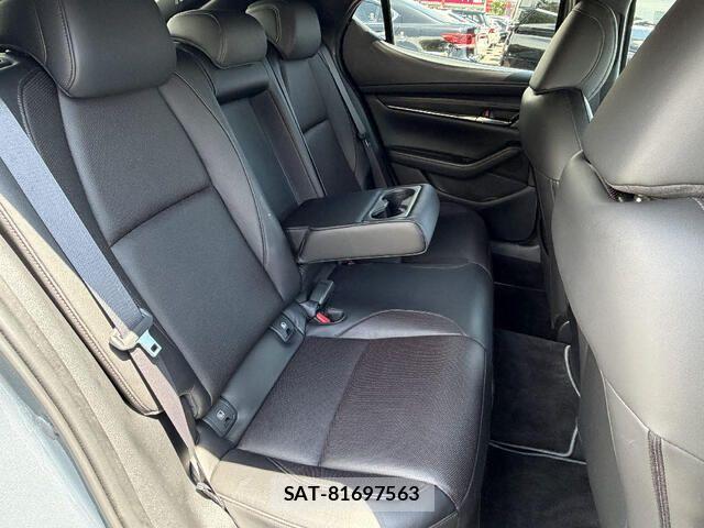 Mazda MAZDA3 2020-07 8230729-17