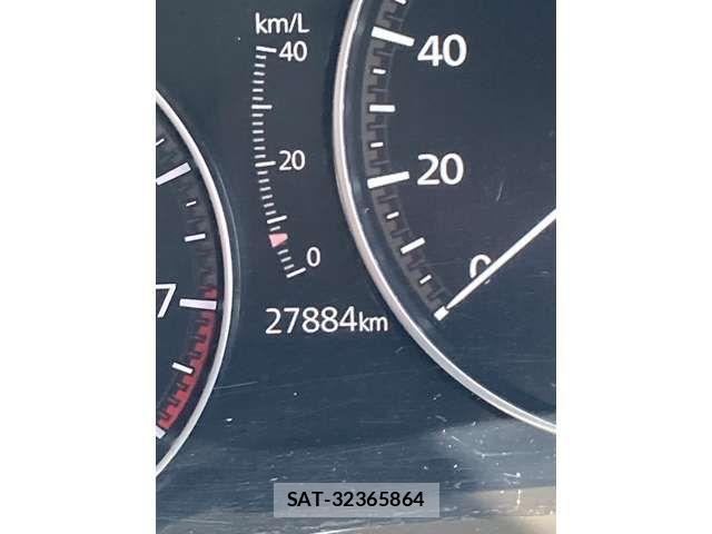Mazda MAZDA3 2019-07 8245827-9
