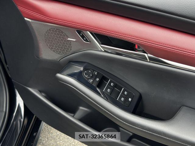 Mazda MAZDA3 2019-07 8245827-14