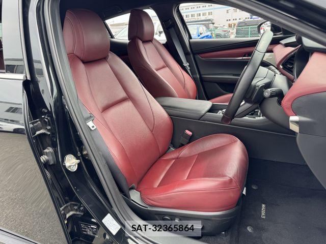 Mazda MAZDA3 2019-07 8245827-15