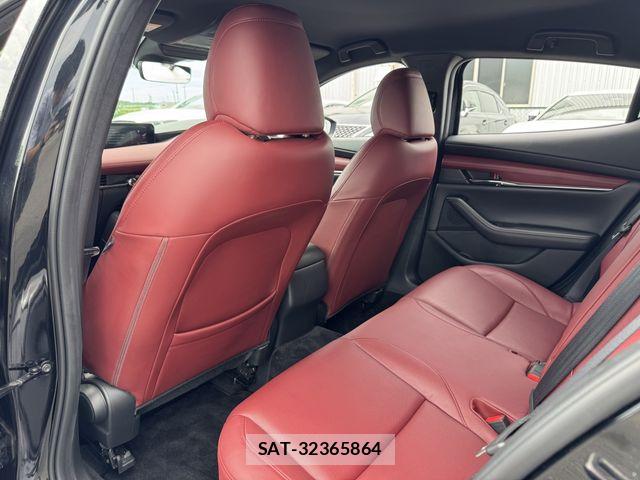 Mazda MAZDA3 2019-07 8245827-17