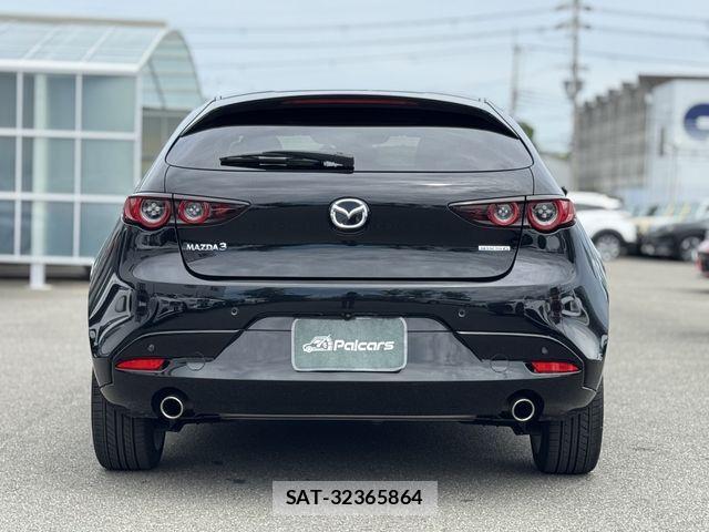 Mazda MAZDA3 2019-07 8245827-24