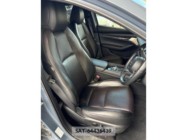 Mazda MAZDA3 2019-08 8245825-11