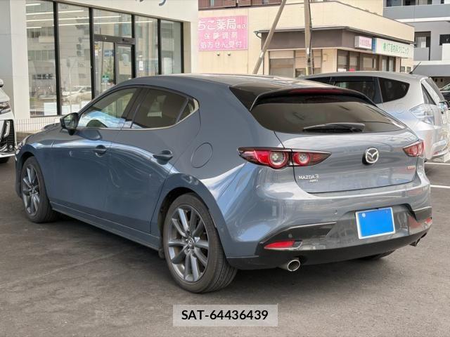 Mazda MAZDA3 2019-08 8245825-3