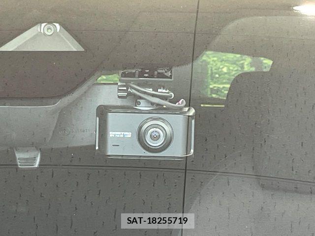 Mazda MAZDA3 2019-07 8245819-5