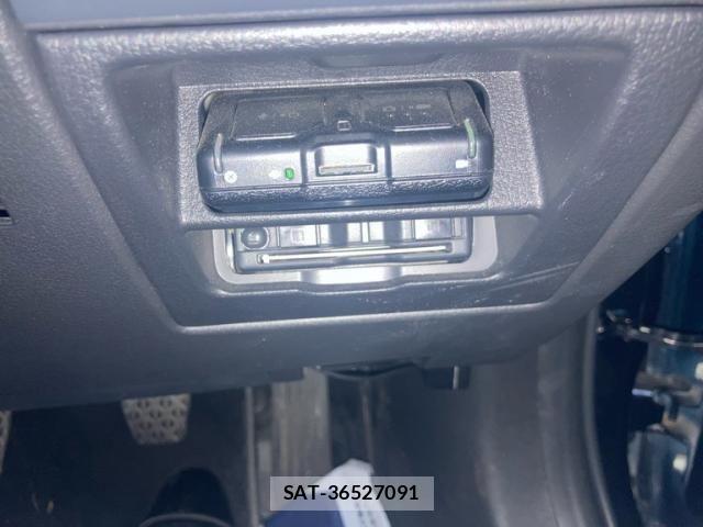 Mazda MAZDA3 2022-09 8315311-24