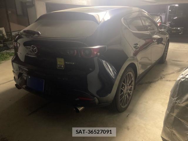 Mazda MAZDA3 2022-09 8315311-2