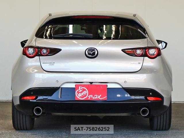 Mazda MAZDA3 2023-09 8315303-15
