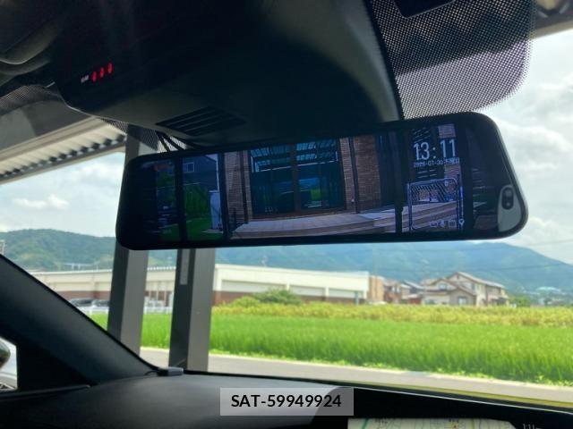 Mazda MAZDA3 2022-11 8315304-24