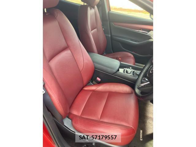 Mazda MAZDA3 2019-09 8315309-11