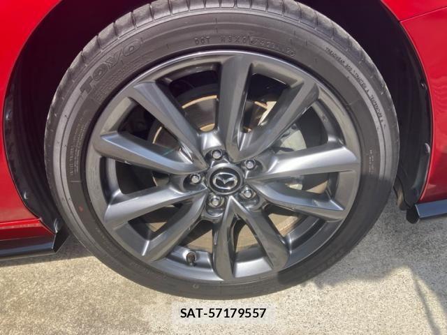 Mazda MAZDA3 2019-09 8315309-2