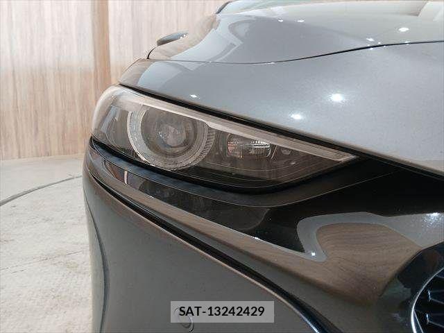 Mazda MAZDA3 2019-08 8315310-21