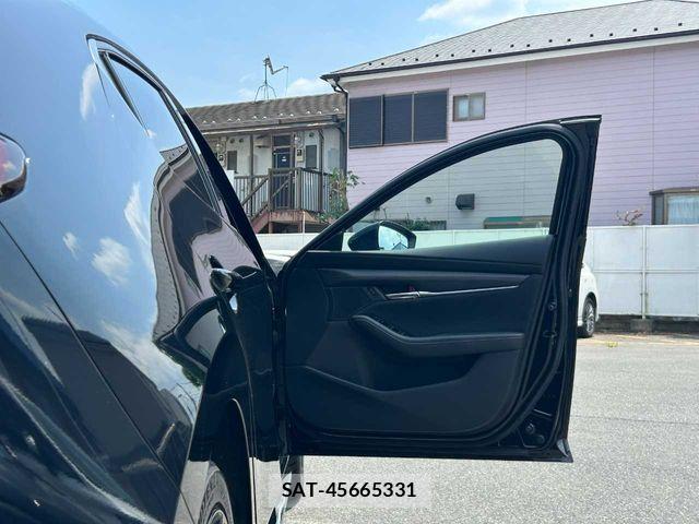 Mazda MAZDA3 2021-11 8312880-15