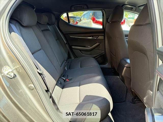 Mazda MAZDA3 2024-02 8354897-19