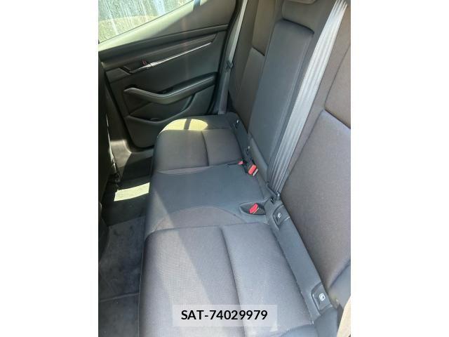 Mazda MAZDA3 2019-08 8366875-9