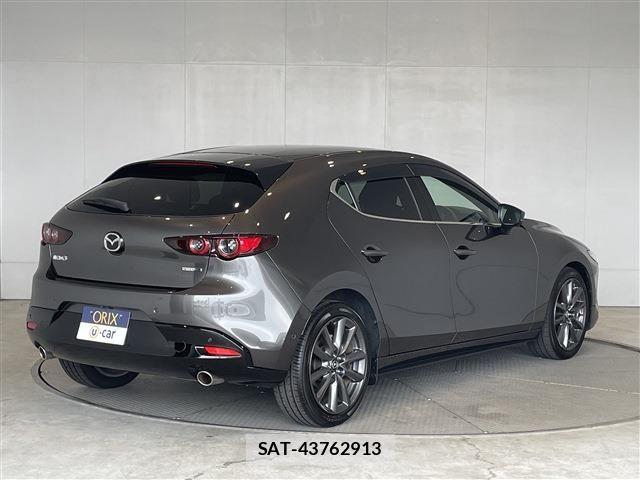 Mazda MAZDA3 2021-01 8366871-1