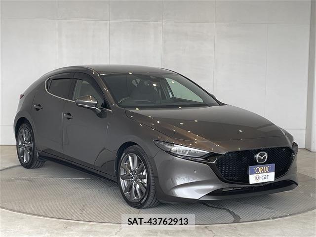 Mazda MAZDA3 2021-01 8366871-7